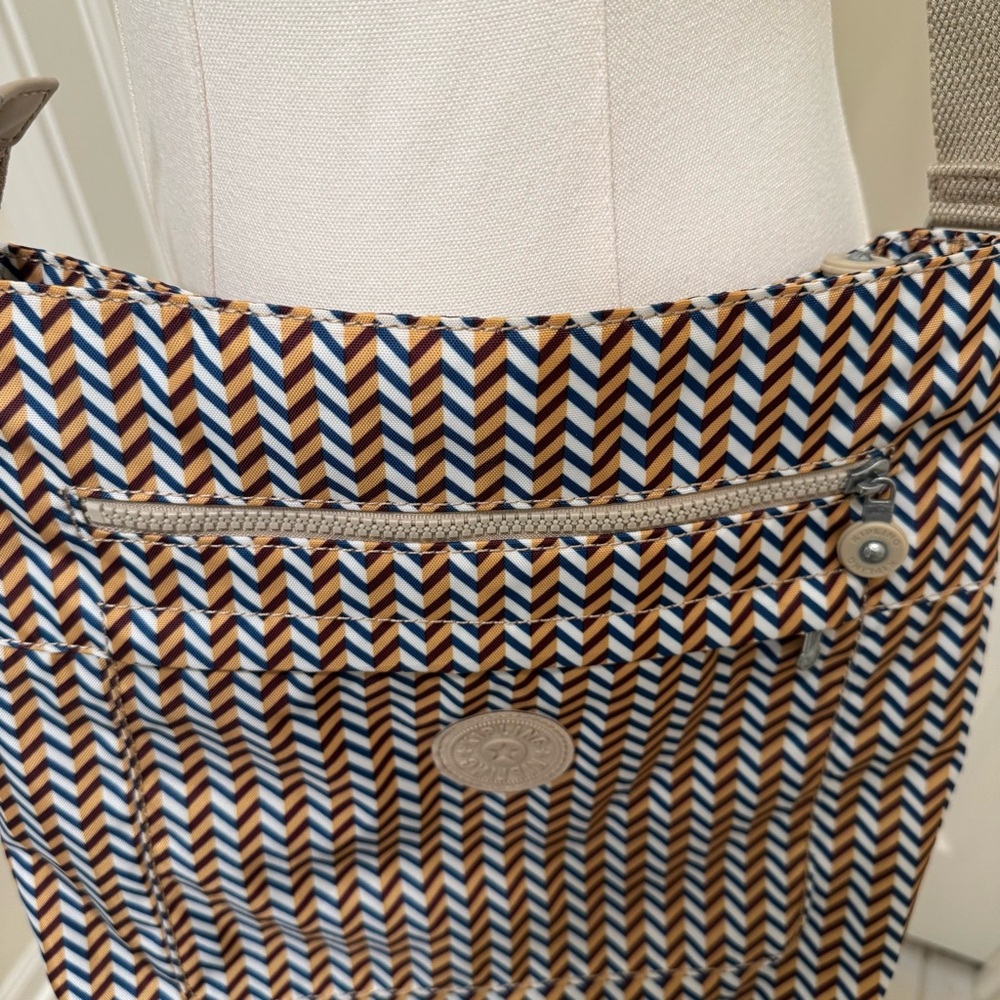 Kipling Geometric Pattern Crossbody Bag Purse Zip… - image 4